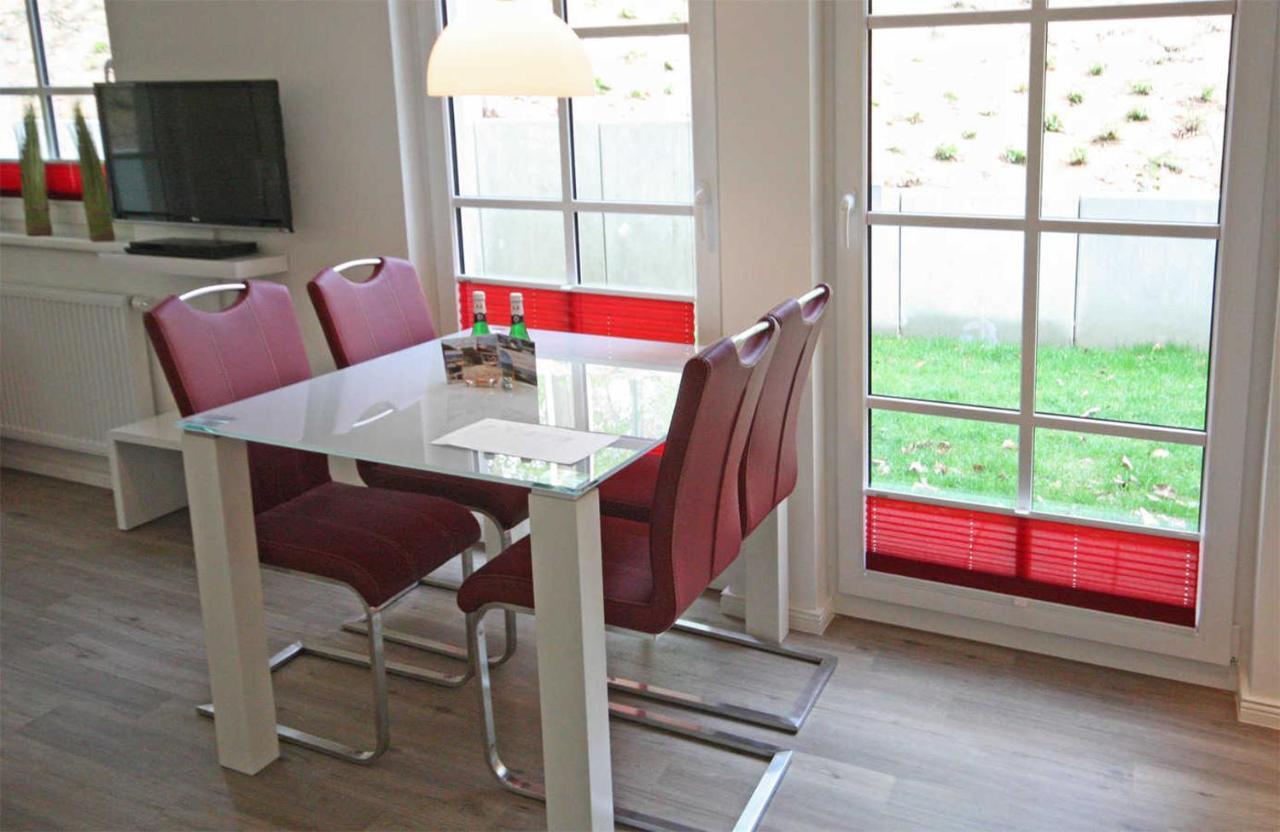 Haus Meeresblick - Ferienwohnung Fischerhues Baabe Exterior photo